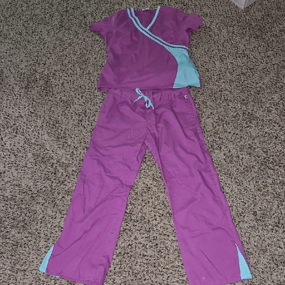 Purple and Blue Urbane Scrubs Set Sz Small